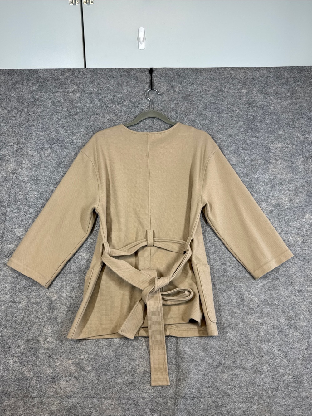 Banana Republic Belted Fall Jacket Beige Medium Minimalist Quiet Luxury Career - Picture 11 of 16
